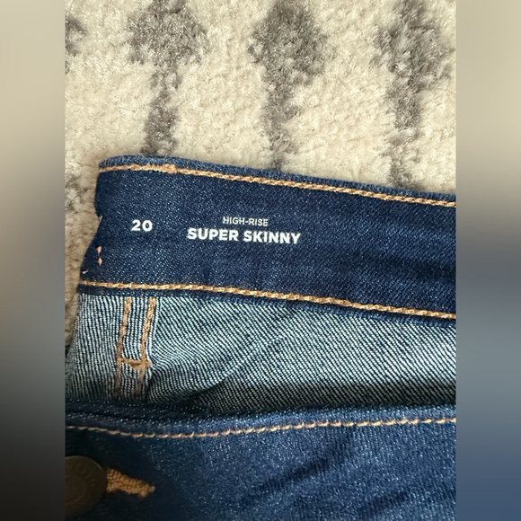 Old Navy Size 20 - Super Skinny Jeans 👖 NEW WITH TAGS 🏷️ - Picture 3 of 8
